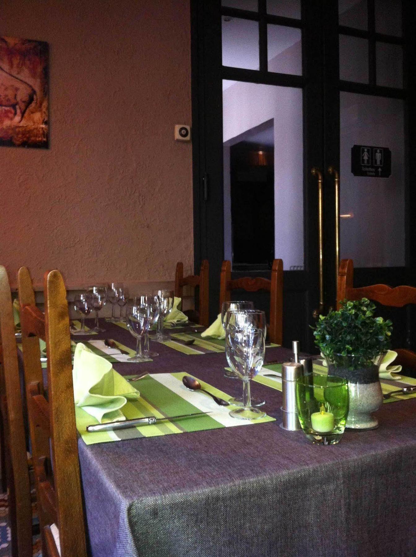 Logis Hotel Le Clos Des Oliviers Bourg-Saint-Andéol Eksteriør billede